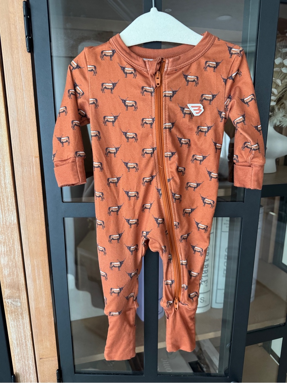 Burlebo Baby Zippy footies Cattle Drive hat newborn longhorns burnt orange up